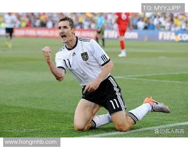 德国足球明星茉莉的传奇人生与赛场辉煌成就揭秘 德国足球明星茉莉的传奇人生与赛场辉煌成就揭秘
